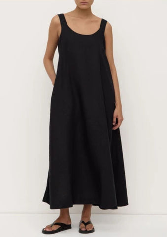Dresses & Jumpsuits